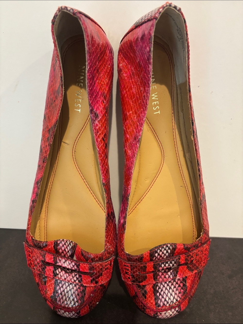 Nine West Red and Pink Snakeskin-Print Flats sz 9.5